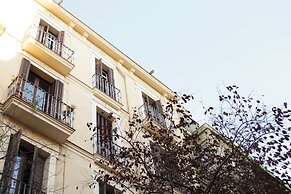 Classic Gracia Apartments