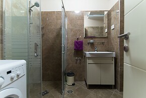 Sea View Apartments MonteBook