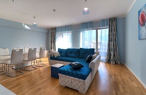 Sea View Apartments MonteBook