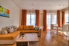 Sea View Apartments MonteBook