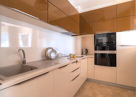 Sea View Apartments MonteBook