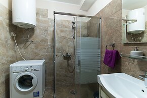 Sea View Apartments MonteBook