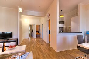 Sea View Apartments MonteBook