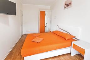 Sea View Apartments MonteBook