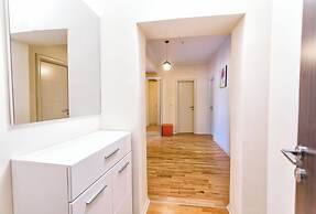 Sea View Apartments MonteBook