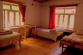 Tsetanguesthouse