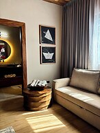 Serenzzo Hotel & Cuisine