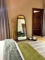 Serenzzo Hotel & Cuisine