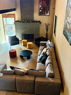 Serenzzo Hotel & Cuisine