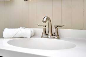 Stones Throw Beachfront Luxury Suites