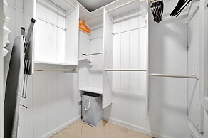 Stones Throw Beachfront Luxury Suites