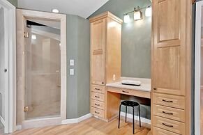 Stones Throw Beachfront Luxury Suites