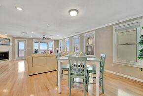 Stones Throw Beachfront Luxury Suites