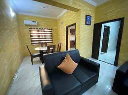 Amanda Apartment and Suites