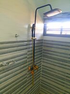 Bly & Schol Apartments