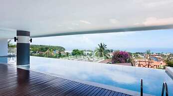 B12-pool Access Partial Seaview 2 Bedrooms 1 Bathroom at Karon