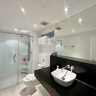 B12-pool Access Partial Seaview 2 Bedrooms 1 Bathroom at Karon