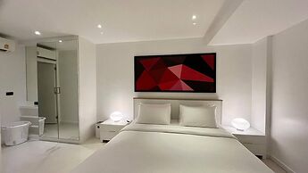 B12-pool Access Partial Seaview 2 Bedrooms 1 Bathroom at Karon