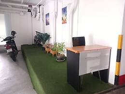 B12-pool Access Partial Seaview 2 Bedrooms 1 Bathroom at Karon