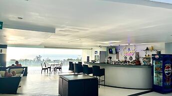 B12-pool Access Partial Seaview 2 Bedrooms 1 Bathroom at Karon