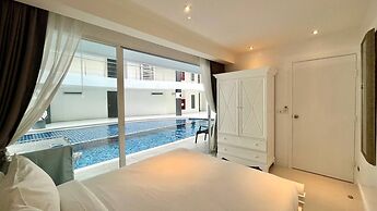 B12-pool Access Partial Seaview 2 Bedrooms 1 Bathroom at Karon