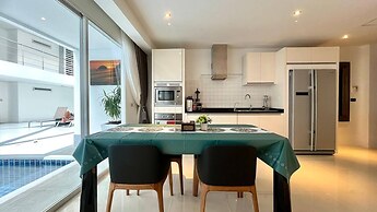 B12-pool Access Partial Seaview 2 Bedrooms 1 Bathroom at Karon