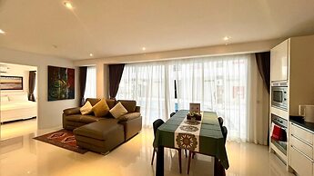 B12-pool Access Partial Seaview 2 Bedrooms 1 Bathroom at Karon