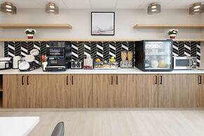 Hawthorn Extended Stay by Wyndham Jackson Alpine