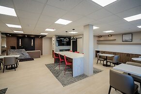 Hawthorn Extended Stay By Wyndham Alpine