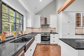 Mattituck Luxury Estate