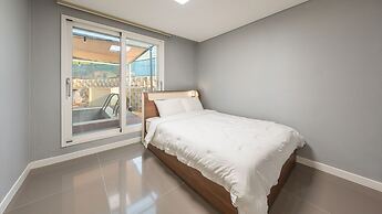 Yeosu Everyday Small Changes Pension