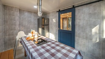 Gyeongju Jamjam Kids Pool Villa Pension