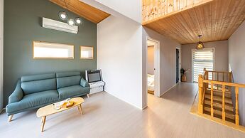 Gyeongju Jamjam Kids Pool Villa Pension