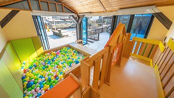 Gyeongju Jamjam Kids Pool Villa Pension