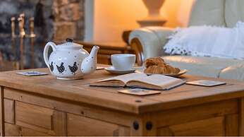 Sylvie's Country Cottage