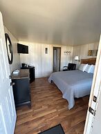 Silver Sands Hotel & Resort