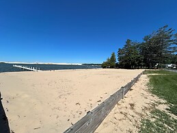 Silver Sands Hotel & Resort