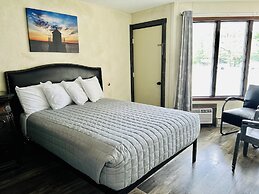 Silver Sands Hotel & Resort