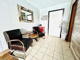 Silver Sands Hotel & Resort