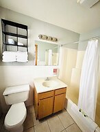 Silver Sands Hotel & Resort