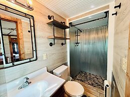 Silver Sands Hotel & Resort