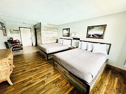 Silver Sands Hotel & Resort