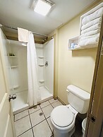 Silver Sands Hotel & Resort