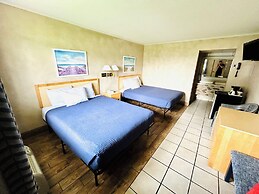 Silver Sands Hotel & Resort