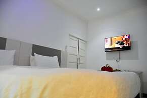 Alexandrina's Corner Bed and Breakfast