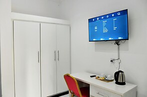 Alexandrina's Corner Bed and Breakfast