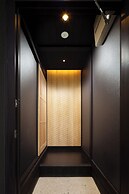 Kanade Kiyomizu Gojo