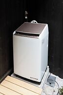 Kanade Kiyomizu Gojo