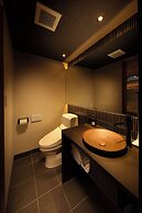 Kanade Kiyomizu Gojo