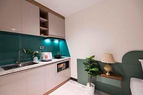 Luxe Paradise Suites Hotel Hoang Cau